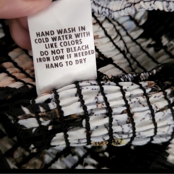 Mable Smocked Floral Dress - Picture 10 of 10